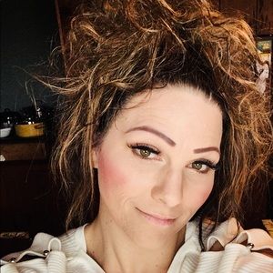 Meet your Posher, Kerry